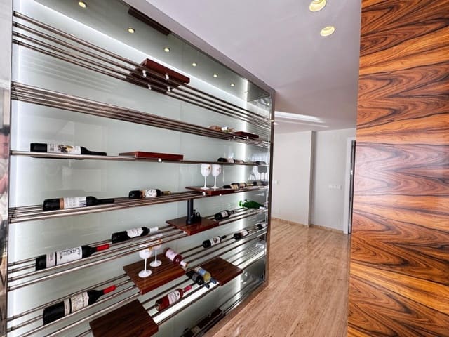 4 soveværelse Penthouse til salg i Playa del Cura, Torrevieja med garage - € 529.900 (Ref: 9431618)