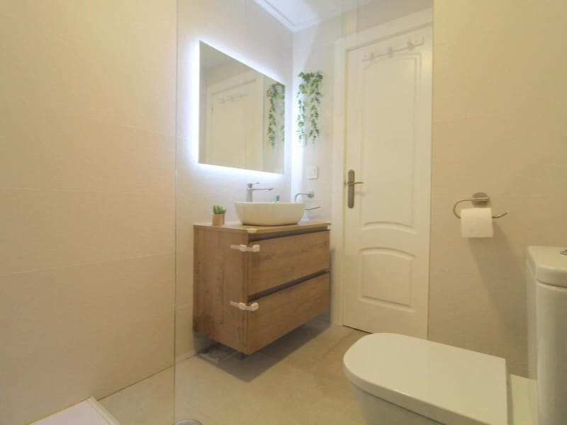 3 soveværelse Lejlighed til salg i Torrevieja - € 199.900 (Ref: 9433320)