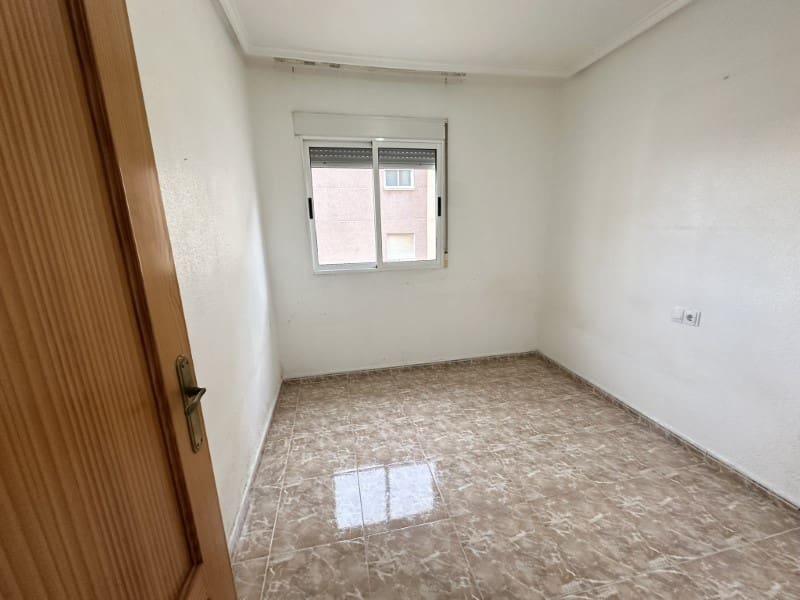 2 makuuhuone Huoneisto myytävänä paikassa Torrevieja - 138 000 € (Ref: 9437560)