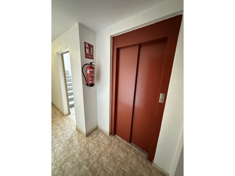 2 makuuhuone Huoneisto myytävänä paikassa Torrevieja - 138 000 € (Ref: 9437560)