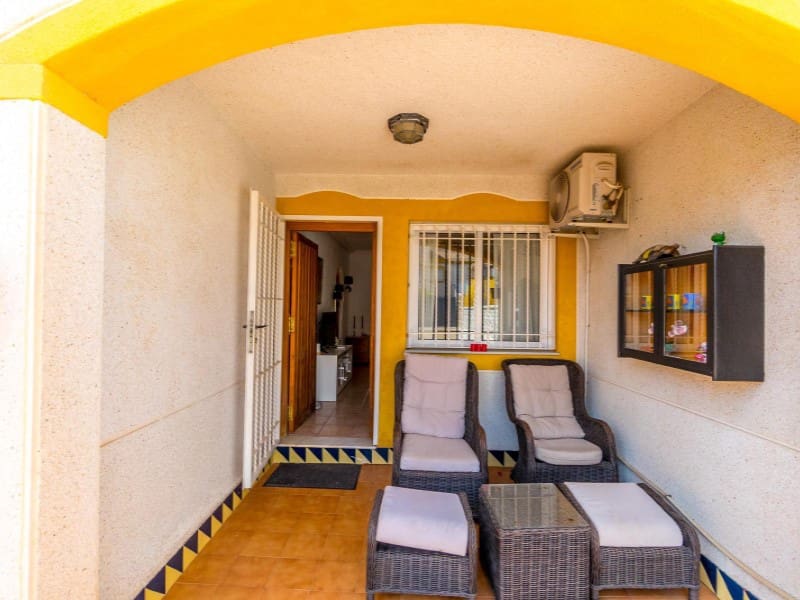 2 soveværelse Lejlighed til salg i Torrevieja - € 149.000 (Ref: 9437561)