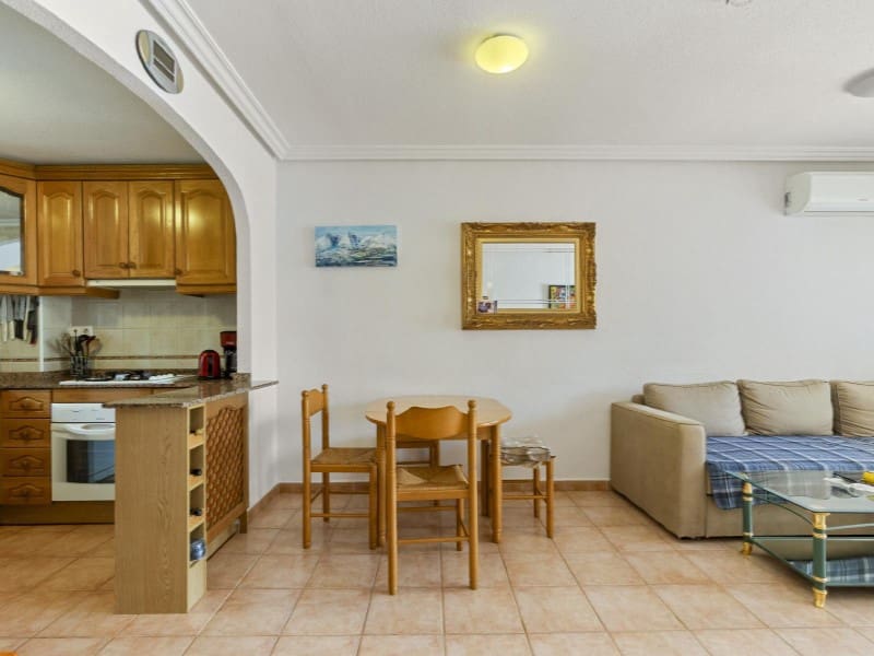 2 soveværelse Lejlighed til salg i Torrevieja - € 149.000 (Ref: 9437561)