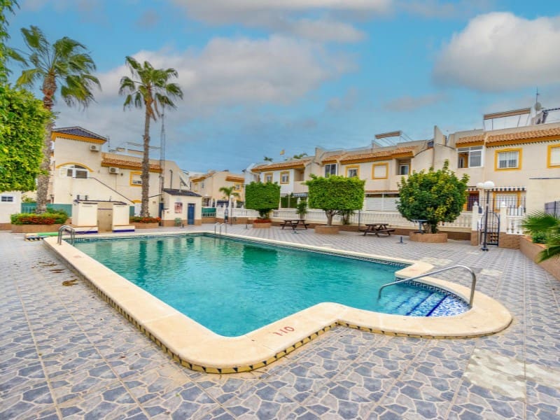 2 soveværelse Lejlighed til salg i Torrevieja - € 149.000 (Ref: 9437561)