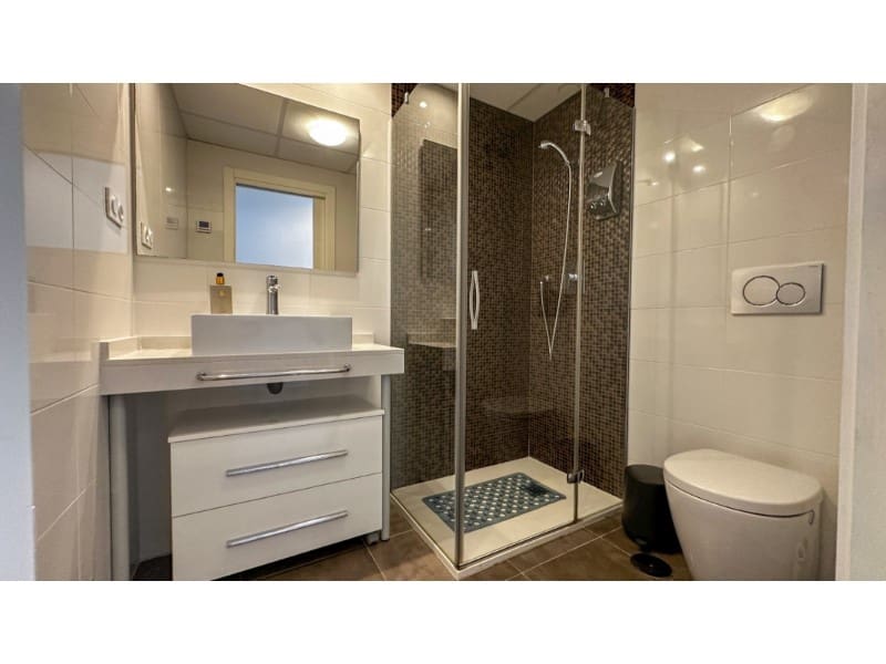 2 soveværelse Lejlighed til salg i Punta Prima med garage - € 420.000 (Ref: 9446688)