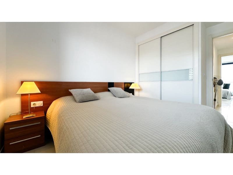 2 soveværelse Lejlighed til salg i Punta Prima med garage - € 420.000 (Ref: 9446688)