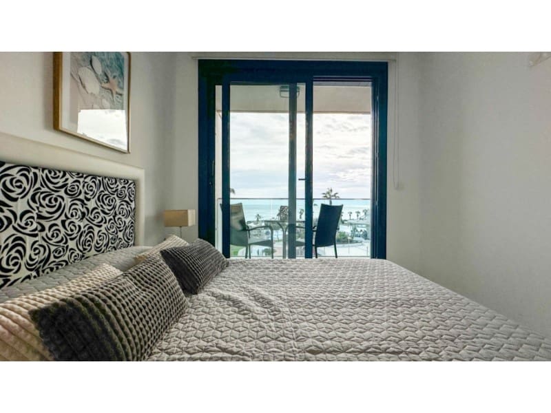 2 soveværelse Lejlighed til salg i Punta Prima med garage - € 420.000 (Ref: 9446688)