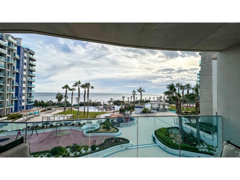 2 soveværelse Lejlighed til salg i Punta Prima med garage - € 420.000 (Ref: 9446688)