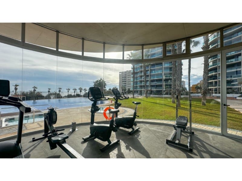 2 soveværelse Lejlighed til salg i Punta Prima med garage - € 420.000 (Ref: 9446688)