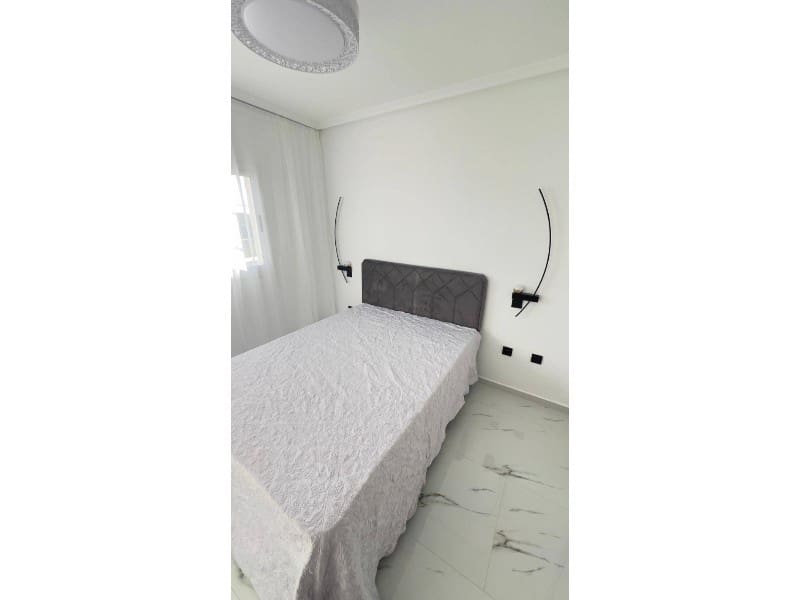 1 sypialnia Penthouse na sprzedaż w Orihuela Costa z basenem - 170 000 € (Ref: 9449476)