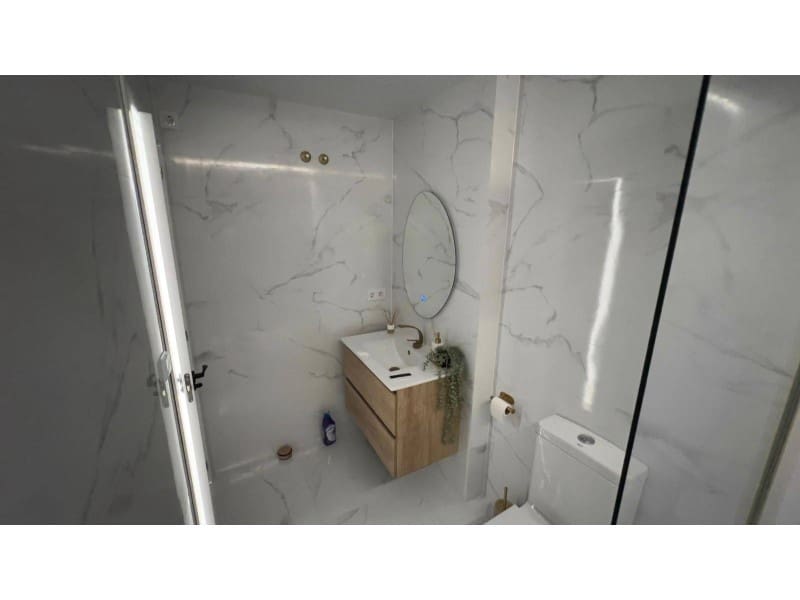 1 sypialnia Penthouse na sprzedaż w Orihuela Costa z basenem - 170 000 € (Ref: 9449476)