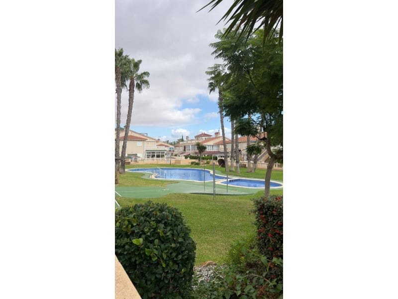 1 sypialnia Penthouse na sprzedaż w Orihuela Costa z basenem - 170 000 € (Ref: 9449476)