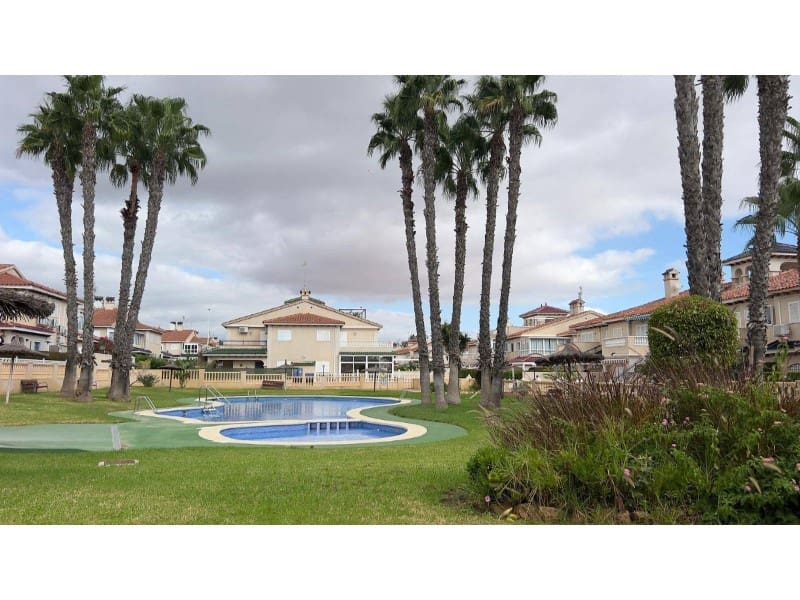 1 sypialnia Penthouse na sprzedaż w Orihuela Costa z basenem - 170 000 € (Ref: 9449476)