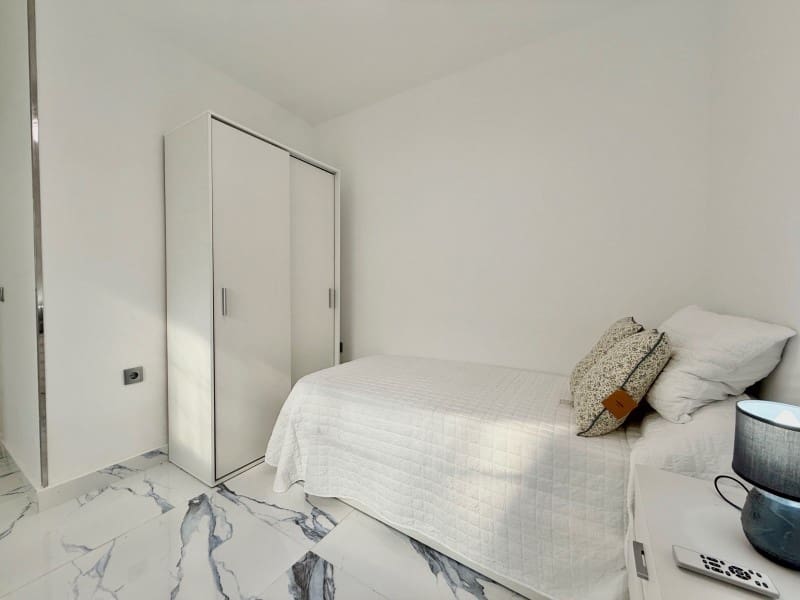 2 sypialnia Dom na sprzedaż w El Chaparral z garażem - 177 000 € (Ref: 9456455)