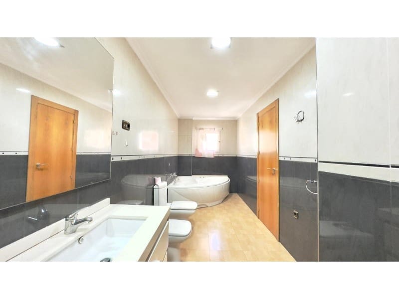 3 makuuhuone Huoneisto myytävänä paikassa Torrevieja - 209 900 € (Ref: 9473179)