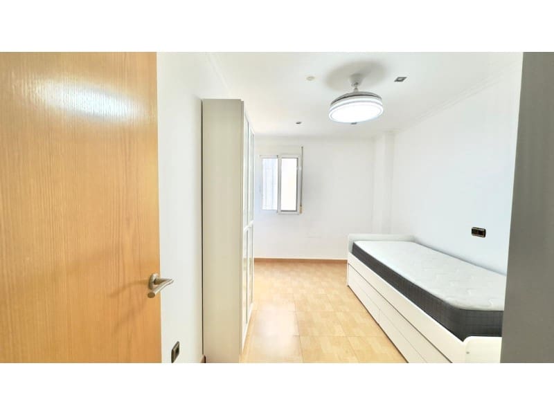 3 makuuhuone Huoneisto myytävänä paikassa Torrevieja - 209 900 € (Ref: 9473179)