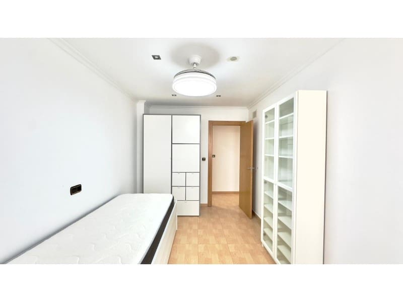 3 makuuhuone Huoneisto myytävänä paikassa Torrevieja - 209 900 € (Ref: 9473179)