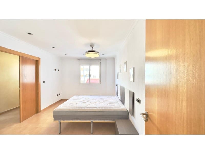 3 makuuhuone Huoneisto myytävänä paikassa Torrevieja - 209 900 € (Ref: 9473179)