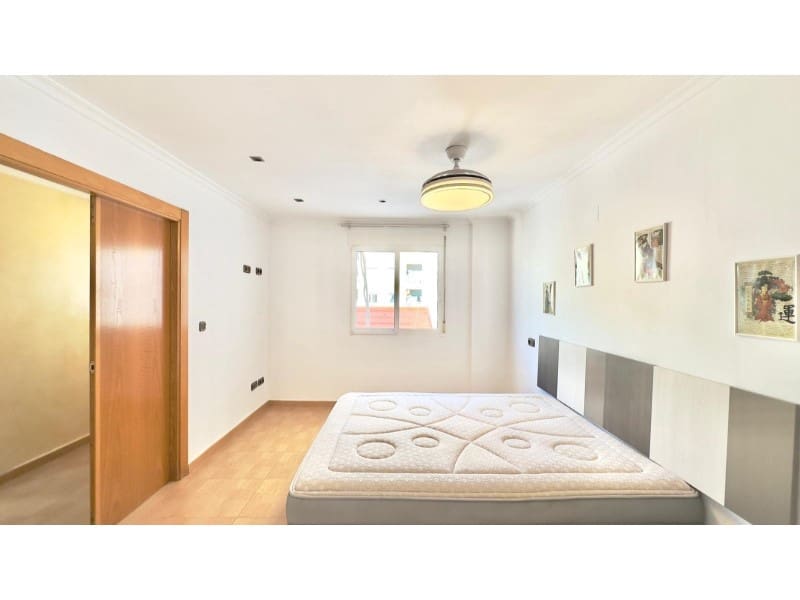 3 makuuhuone Huoneisto myytävänä paikassa Torrevieja - 209 900 € (Ref: 9473179)