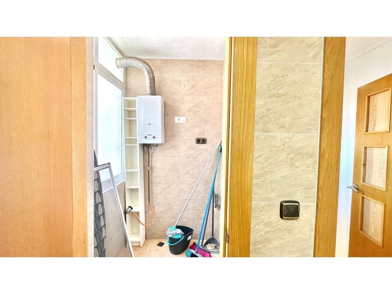 3 makuuhuone Huoneisto myytävänä paikassa Torrevieja - 209 900 € (Ref: 9473179)