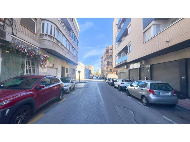 3 makuuhuone Huoneisto myytävänä paikassa Torrevieja - 209 900 € (Ref: 9473179)
