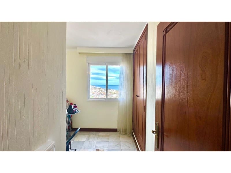 3 chambre Appartement à vendre à Torrevieja avec piscine - 369 900 € (Ref: 9473180)