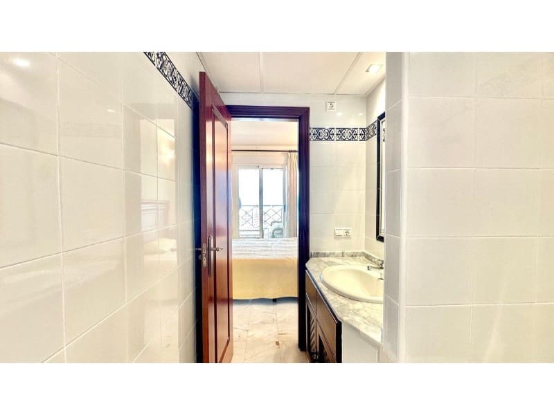 3 chambre Appartement à vendre à Torrevieja avec piscine - 369 900 € (Ref: 9473180)