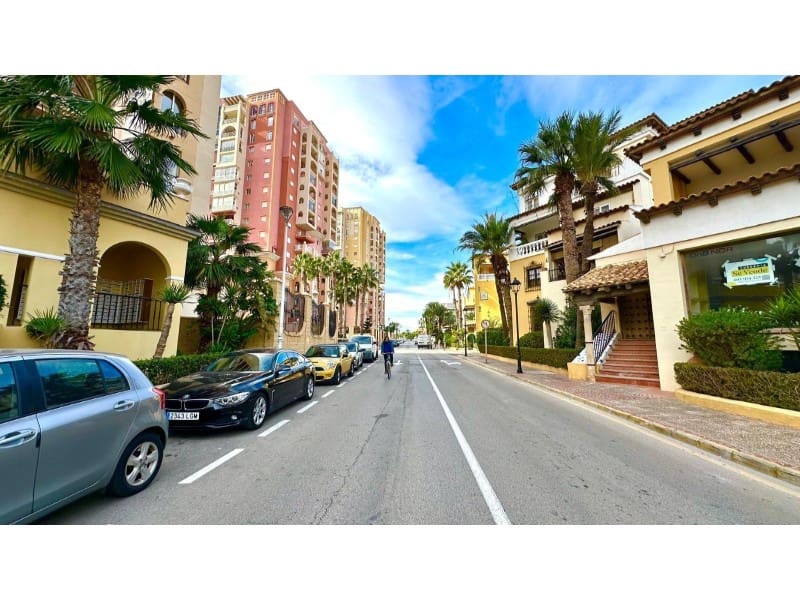 3 chambre Appartement à vendre à Torrevieja avec piscine - 369 900 € (Ref: 9473180)