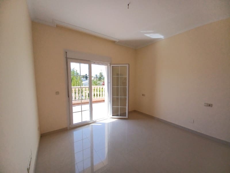 4 chambre Villa/Maison à vendre à Cabo Roig avec piscine - 910 000 € (Ref: 9473182)