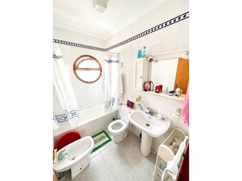 2 soveværelse Bungalow til salg i Torrevieja med swimmingpool - € 127.000 (Ref: 9473183)