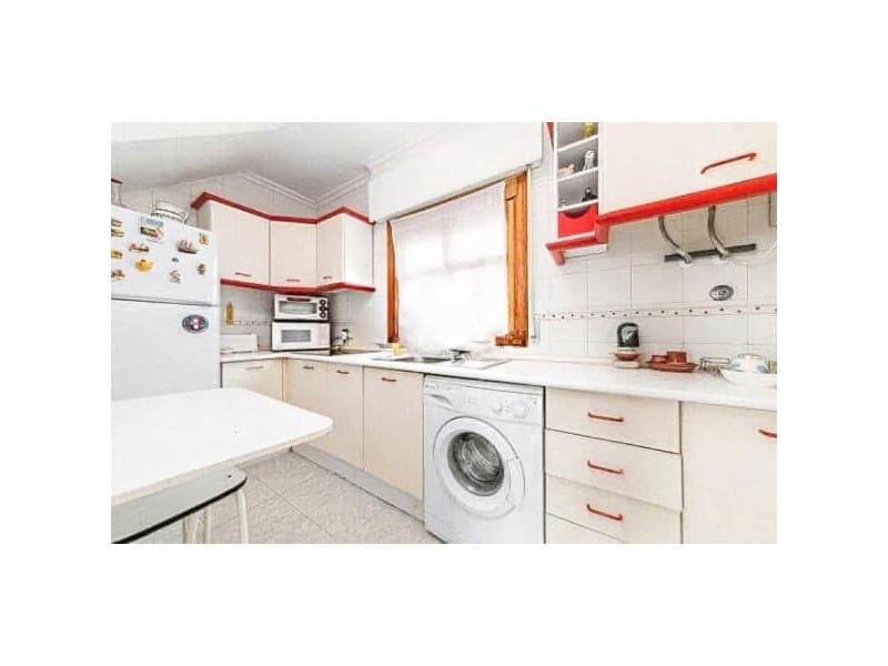 2 soveværelse Bungalow til salg i Torrevieja med swimmingpool - € 127.000 (Ref: 9473183)