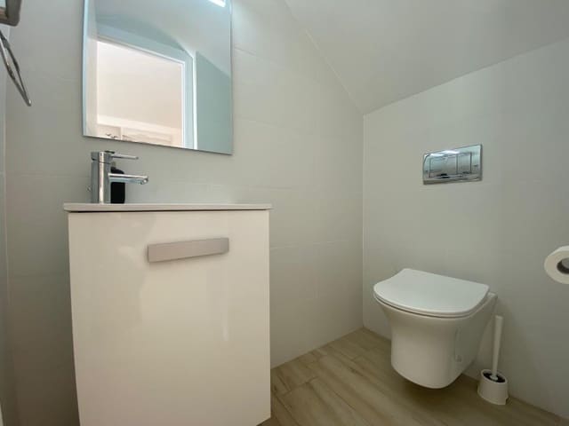 3 soverom Hus til salgs i Nueva Torrevieja, Torrevieja - € 249 900 (Ref: 9474356)