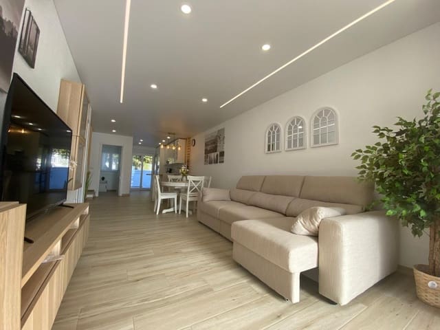 3 soverom Hus til salgs i Nueva Torrevieja, Torrevieja - € 249 900 (Ref: 9474356)