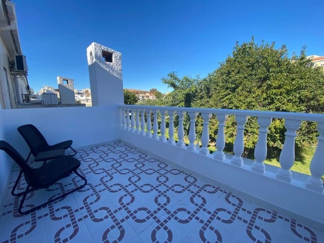 3 soverom Hus til salgs i Nueva Torrevieja, Torrevieja - € 249 900 (Ref: 9474356)