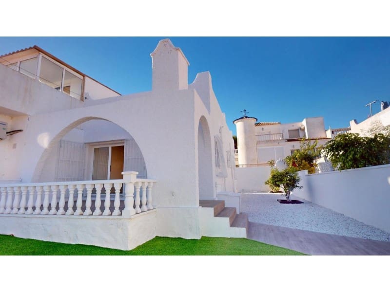 2 soverom Bungalow til salgs i Orihuela Costa - € 199 000 (Ref: 9474357)