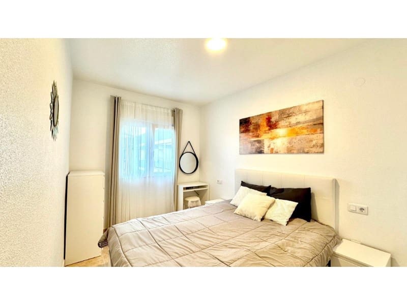 2 soverom Penthouse til salgs i Torrevieja - € 149 900 (Ref: 9474358)