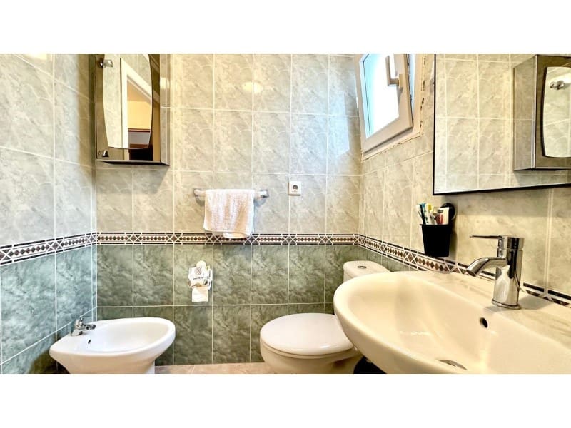 2 soverom Penthouse til salgs i Torrevieja - € 149 900 (Ref: 9474358)