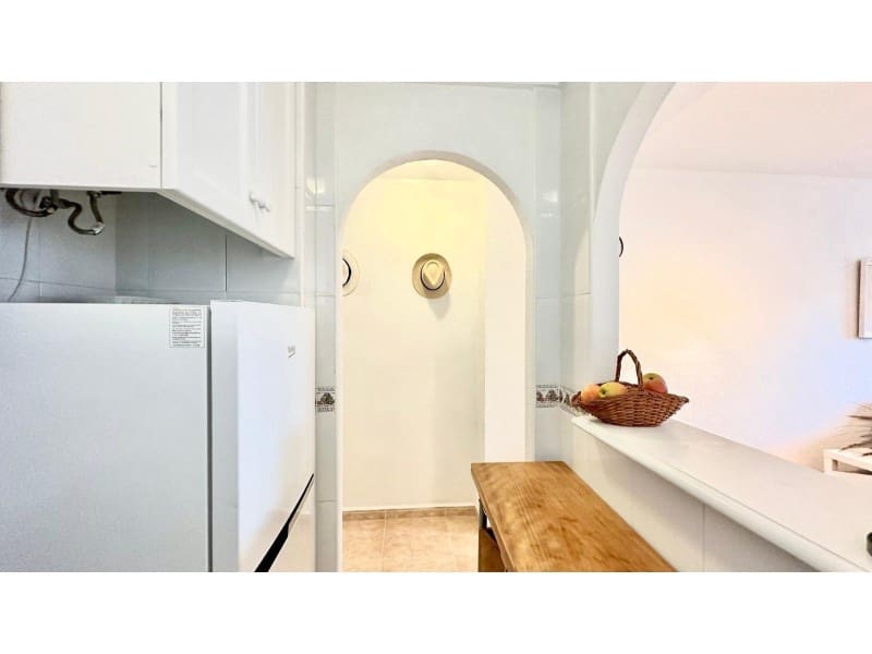 2 soverom Penthouse til salgs i Torrevieja - € 149 900 (Ref: 9474358)