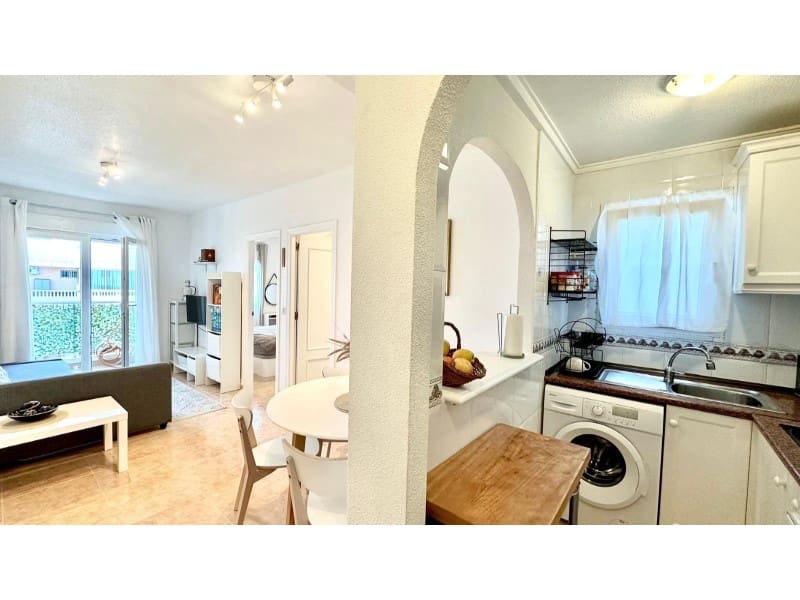 2 soverom Penthouse til salgs i Torrevieja - € 149 900 (Ref: 9474358)