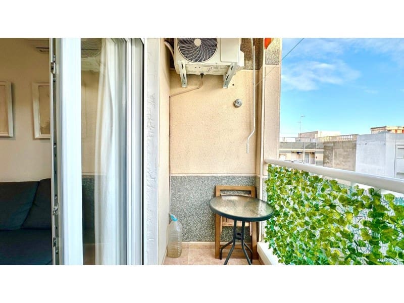 2 soverom Penthouse til salgs i Torrevieja - € 149 900 (Ref: 9474358)