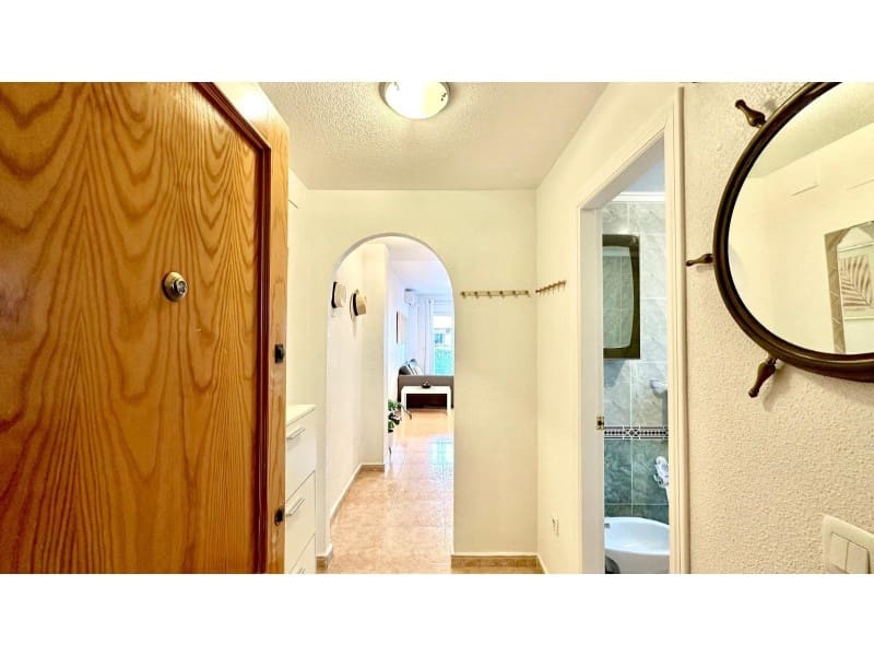 2 soverom Penthouse til salgs i Torrevieja - € 149 900 (Ref: 9474358)