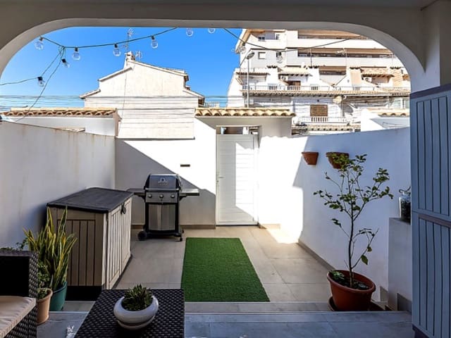 3 soveværelse Byhus til salg i Nueva Torrevieja, Torrevieja - € 205.000 (Ref: 9483563)
