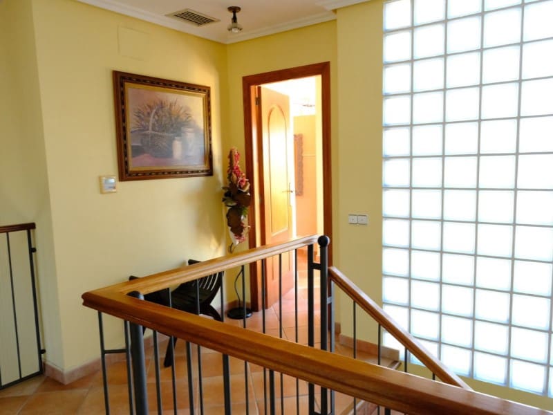 5 sypialnia Willa na sprzedaż w Orihuela z basenem garażem - 675 000 € (Ref: 9488470)