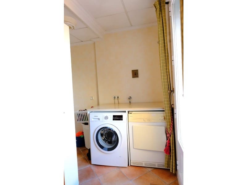 5 sypialnia Willa na sprzedaż w Orihuela z basenem garażem - 675 000 € (Ref: 9488470)