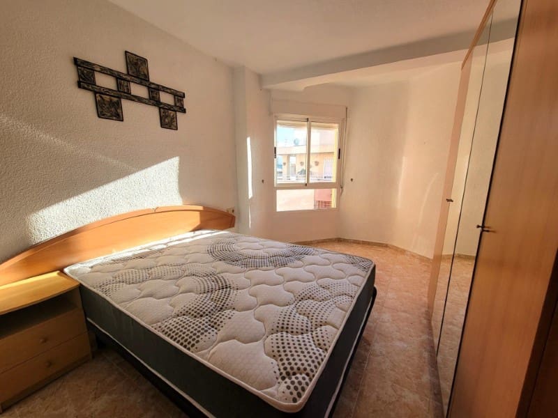 3 sypialnia Penthouse na sprzedaż w Torrevieja z garażem - 189 000 € (Ref: 9495599)