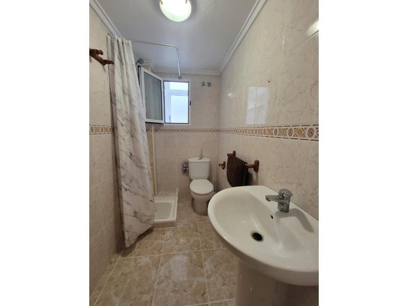 3 sypialnia Penthouse na sprzedaż w Torrevieja z garażem - 189 000 € (Ref: 9495599)