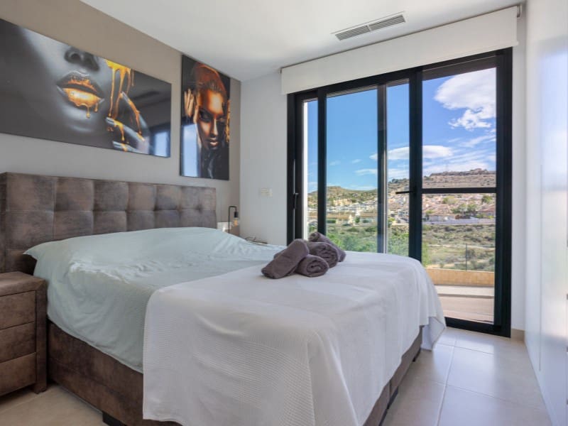 3 soveværelse Byhus til salg i Benijofar med swimmingpool - € 459.900 (Ref: 9495600)