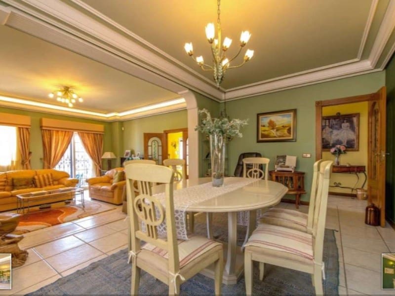 6 soverom Villa til salgs i La Mata med svømmebasseng garasje - € 950 000 (Ref: 9502561)