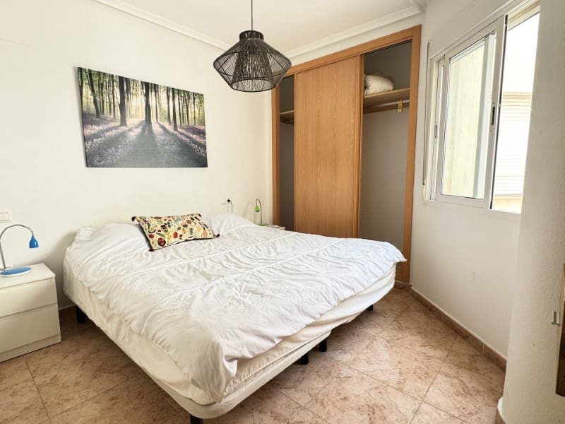 2 sypialnia Penthouse na sprzedaż w Torrevieja z garażem - 179 000 € (Ref: 9502564)