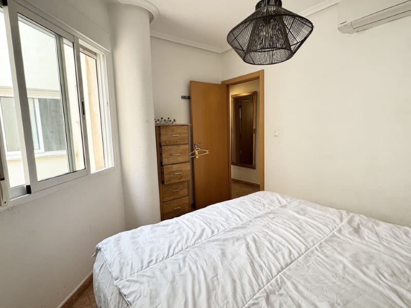 2 sypialnia Penthouse na sprzedaż w Torrevieja z garażem - 179 000 € (Ref: 9502564)