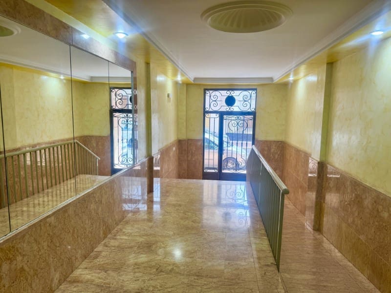 2 sypialnia Penthouse na sprzedaż w Torrevieja z garażem - 179 000 € (Ref: 9502564)